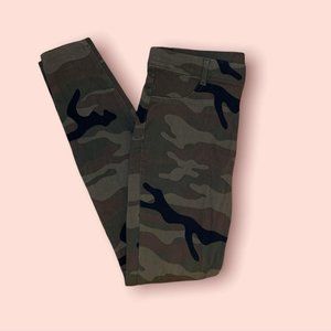 Camo Pants Size Small